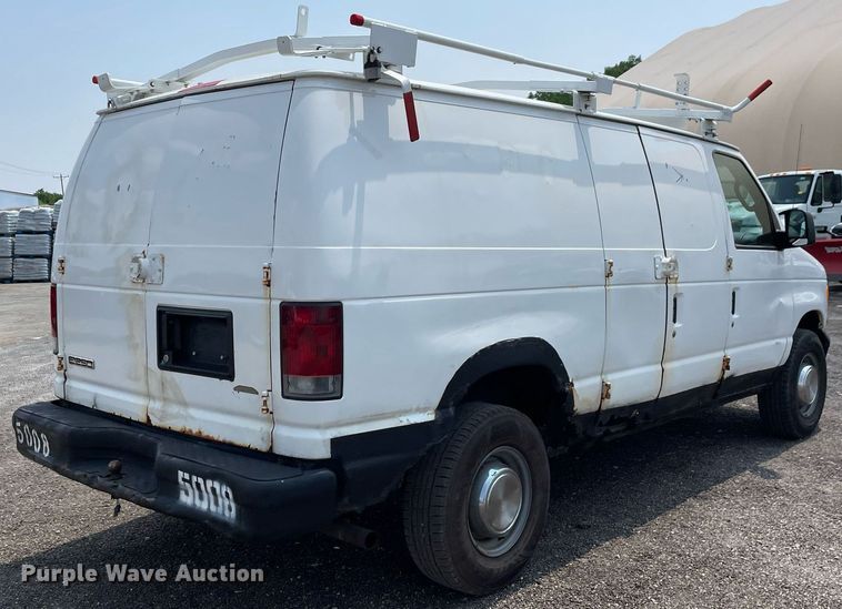 image for item DS8765 2006 Ford E250  van
