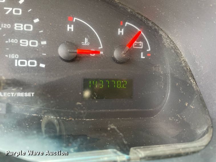 image for item DS8765 2006 Ford E250  van