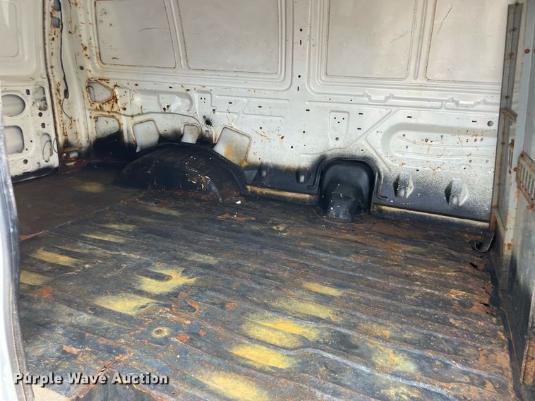 image for item DS8765 2006 Ford E250  van