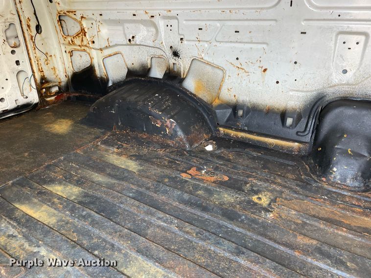 image for item DS8765 2006 Ford E250  van