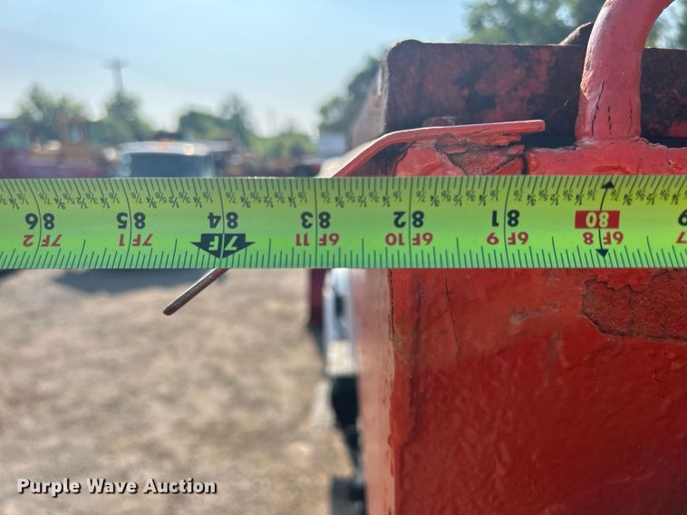 image for item DS8766 2006 International 4300  spreader truck