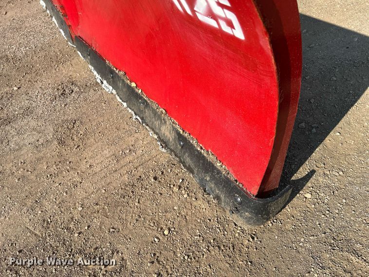 image for item DS8766 2006 International 4300  spreader truck