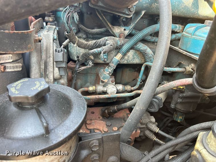 image for item DS8766 2006 International 4300  spreader truck