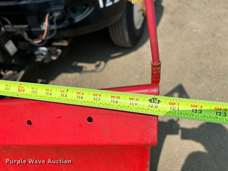 image for item DS8770 2013 International DuraStar 4300  spreader truck