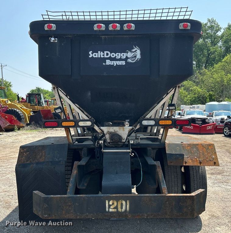 image for item DS8773 2013 International TranStar 8600  spreader truck