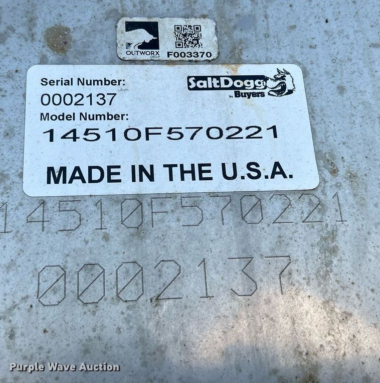 image for item DS8786 2014 International DuraStar 4300  spreader truck