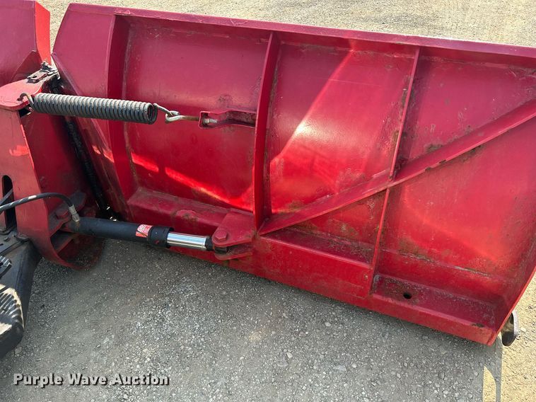 image for item DS8786 2014 International DuraStar 4300  spreader truck