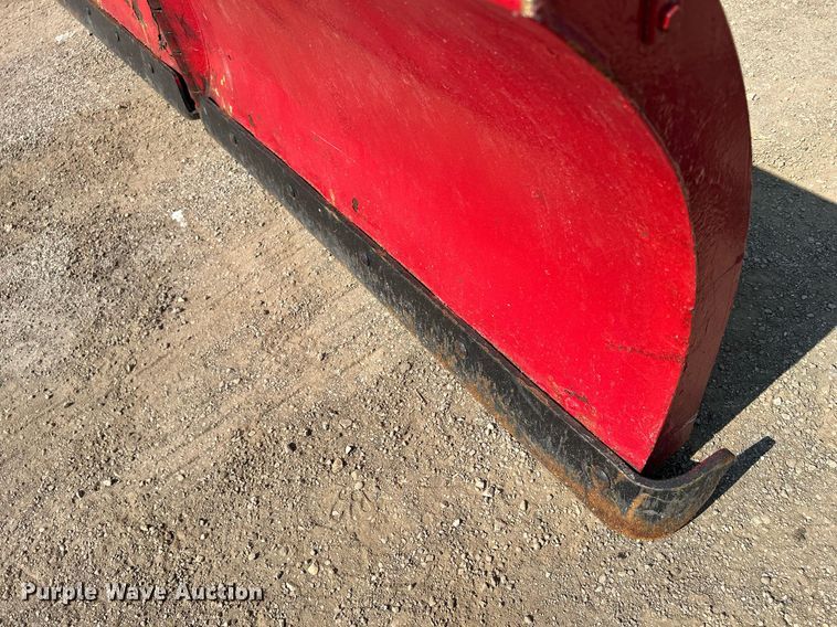 image for item DS8786 2014 International DuraStar 4300  spreader truck