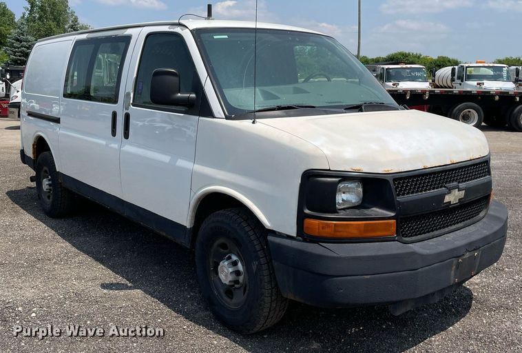 image for item DS8787 2009 Chevrolet Express 2500  van