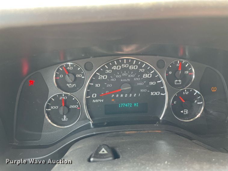 image for item DS8787 2009 Chevrolet Express 2500  van