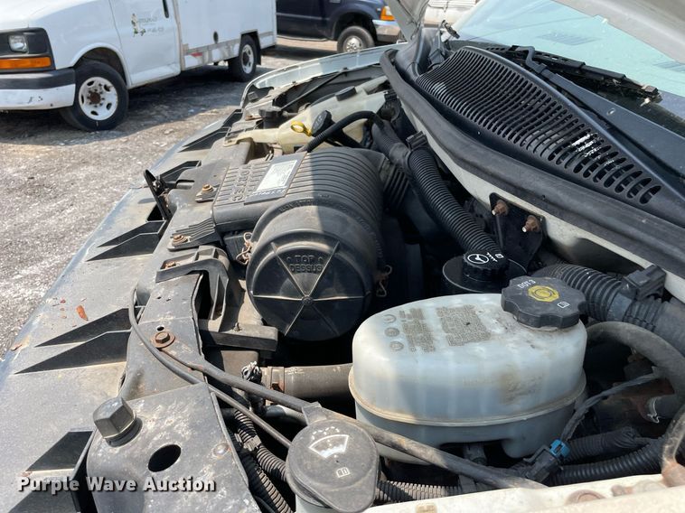 image for item DS8787 2009 Chevrolet Express 2500  van