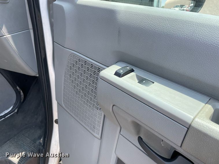 image for item DS8788 2011 Ford E250  van