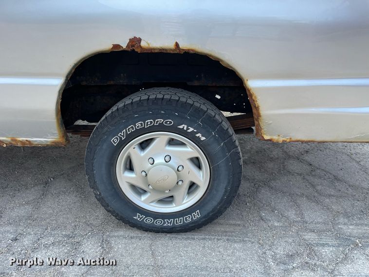 image for item DS8788 2011 Ford E250  van