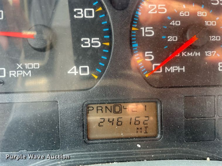 image for item DS8789 2006 International 4300  spreader truck