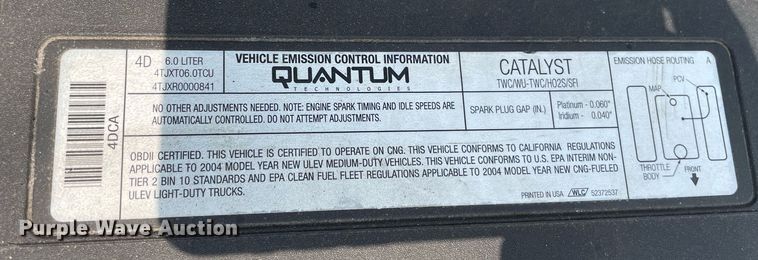 image for item DS8790 2004 Chevrolet Silverado 2500HD  Ext. Cab flatbed truck