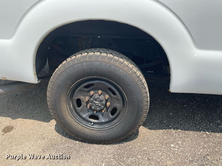 image for item DS8792 2013 Ford F250 Super Duty  pickup truck