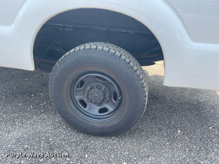 image for item DS8792 2013 Ford F250 Super Duty  pickup truck