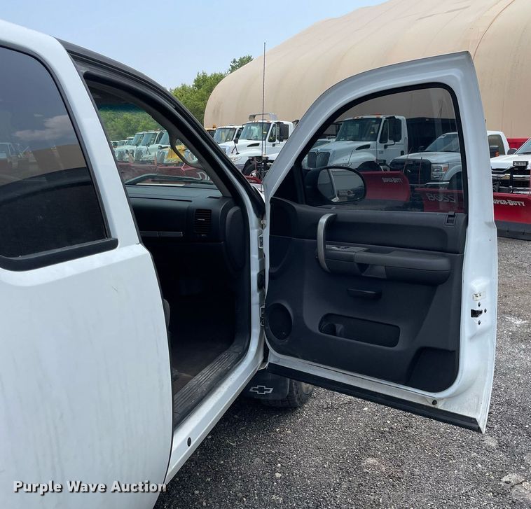 image for item DS8793 2008 Chevrolet 2500HD  Ext. Cab pickup truck