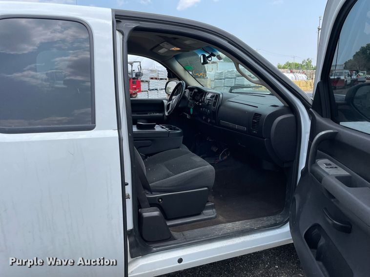 image for item DS8793 2008 Chevrolet 2500HD  Ext. Cab pickup truck