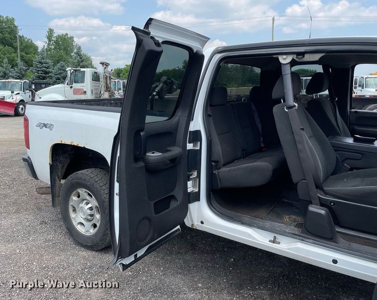 image for item DS8793 2008 Chevrolet 2500HD  Ext. Cab pickup truck