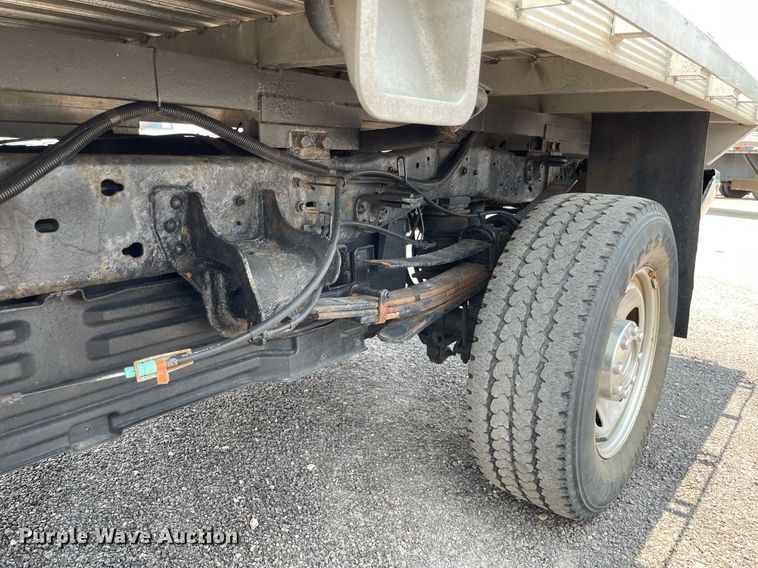 image for item DS8794 2012 Ford  F350 Super Duty XL  flatbed pickup truck