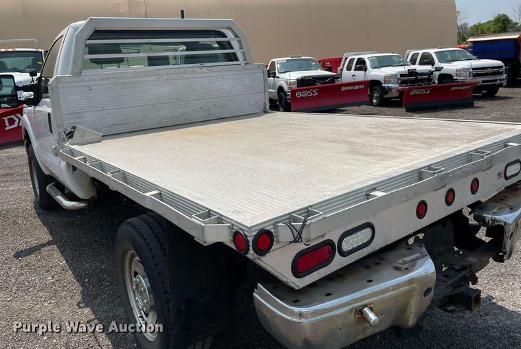 image for item DS8794 2012 Ford  F350 Super Duty XL  flatbed pickup truck