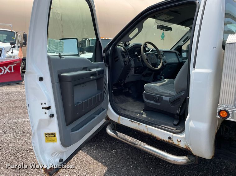 image for item DS8794 2012 Ford  F350 Super Duty XL  flatbed pickup truck