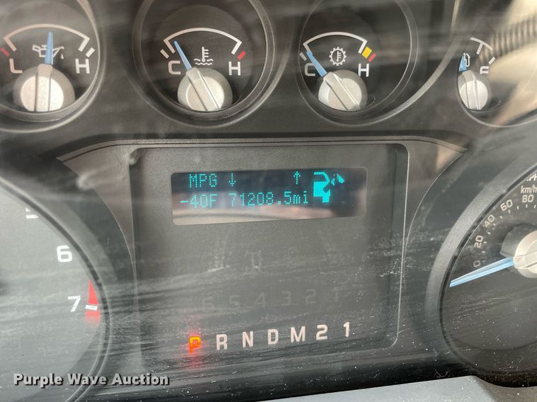 image for item DS8794 2012 Ford  F350 Super Duty XL  flatbed pickup truck