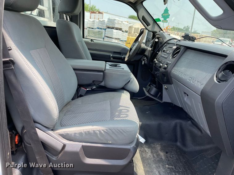 image for item DS8794 2012 Ford  F350 Super Duty XL  flatbed pickup truck