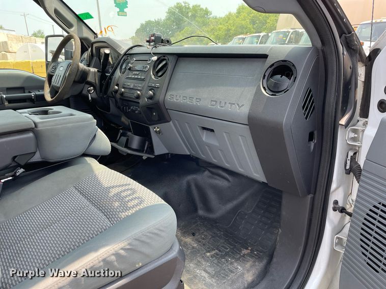 image for item DS8794 2012 Ford  F350 Super Duty XL  flatbed pickup truck