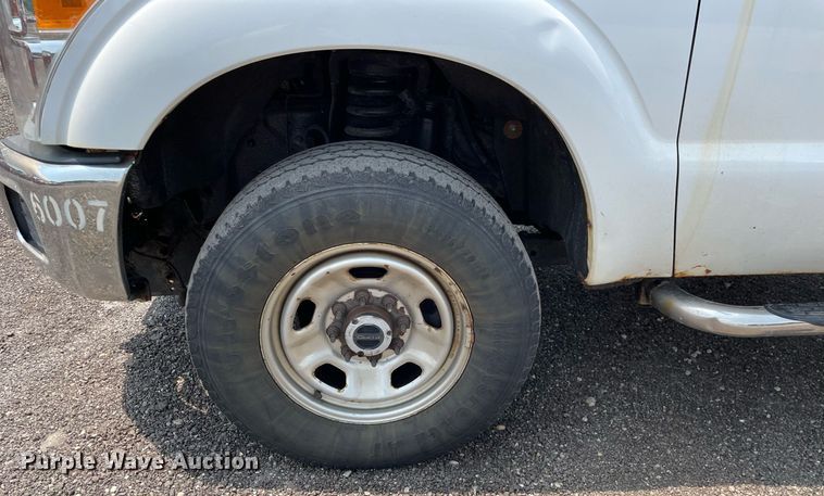 image for item DS8794 2012 Ford  F350 Super Duty XL  flatbed pickup truck