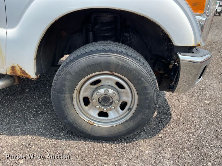 image for item DS8794 2012 Ford  F350 Super Duty XL  flatbed pickup truck