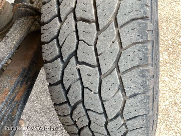 image for item DS8794 2012 Ford  F350 Super Duty XL  flatbed pickup truck