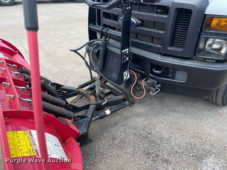 image for item DS8795 2010 Ford F250 Super Duty XL  SuperCab flatbed pickup truck