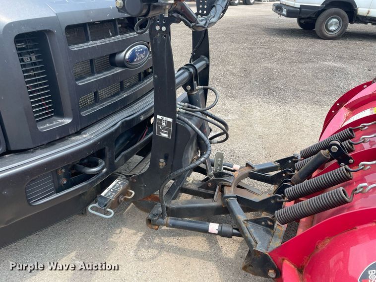 image for item DS8795 2010 Ford F250 Super Duty XL  SuperCab flatbed pickup truck