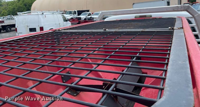 image for item DS8795 2010 Ford F250 Super Duty XL  SuperCab flatbed pickup truck