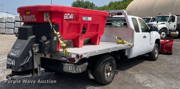 image for item DS8797 2008 Chevrolet 2500HD  Ext. Cab flatbed pickup truck