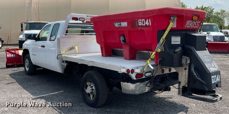 image for item DS8797 2008 Chevrolet 2500HD  Ext. Cab flatbed pickup truck