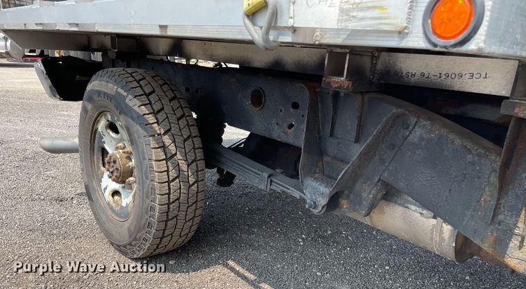 image for item DS8797 2008 Chevrolet 2500HD  Ext. Cab flatbed pickup truck