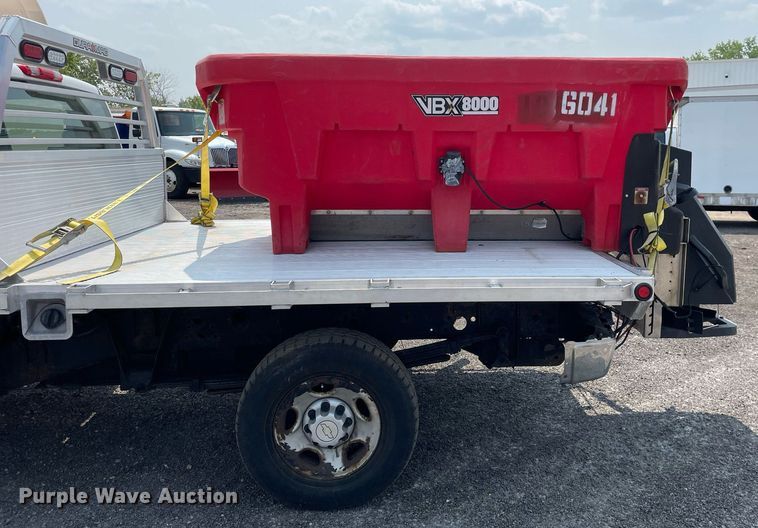 image for item DS8797 2008 Chevrolet 2500HD  Ext. Cab flatbed pickup truck