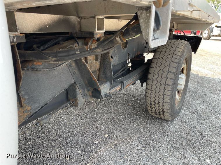 image for item DS8797 2008 Chevrolet 2500HD  Ext. Cab flatbed pickup truck