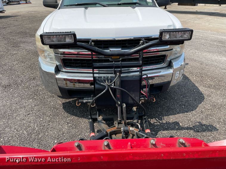 image for item DS8797 2008 Chevrolet 2500HD  Ext. Cab flatbed pickup truck