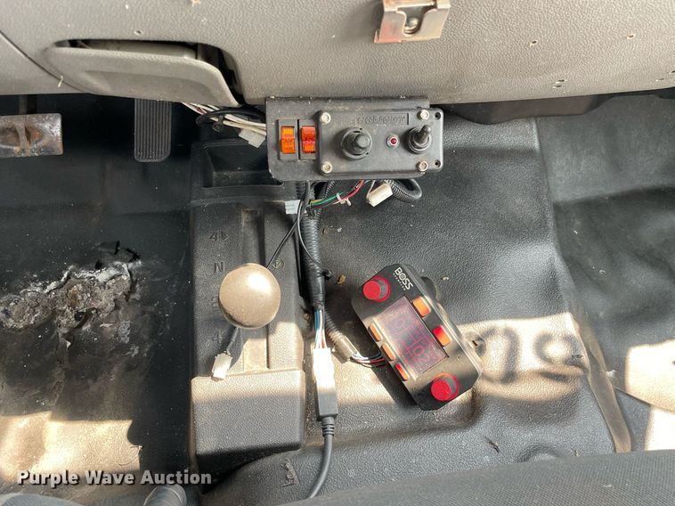 image for item DS8797 2008 Chevrolet 2500HD  Ext. Cab flatbed pickup truck