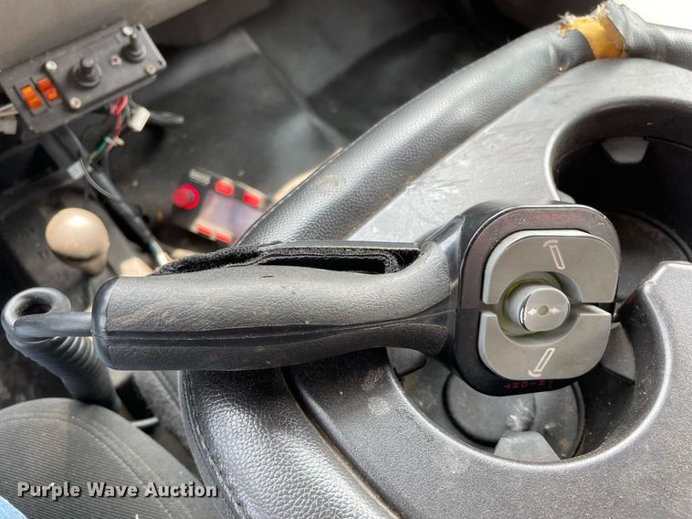 image for item DS8797 2008 Chevrolet 2500HD  Ext. Cab flatbed pickup truck