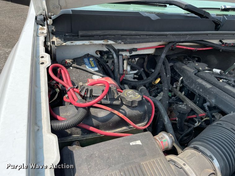 image for item DS8797 2008 Chevrolet 2500HD  Ext. Cab flatbed pickup truck