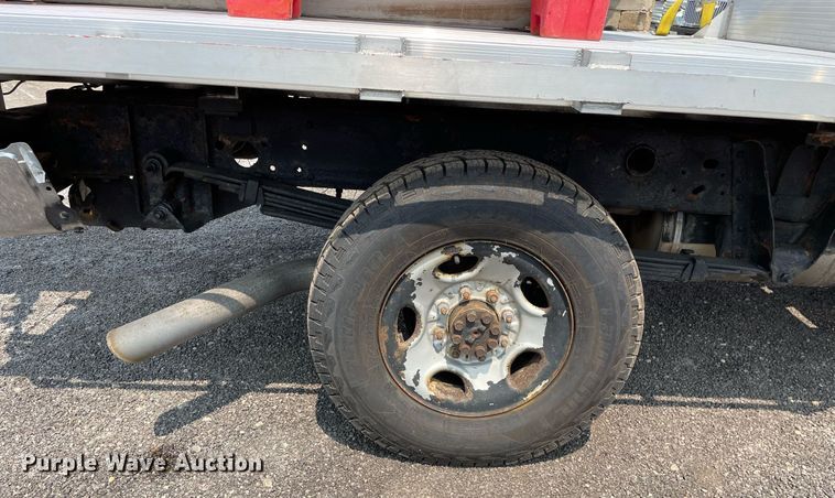 image for item DS8797 2008 Chevrolet 2500HD  Ext. Cab flatbed pickup truck