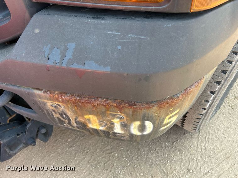 image for item DS8802 2006 Ford F350 Super Duty  flatbed pickup truck