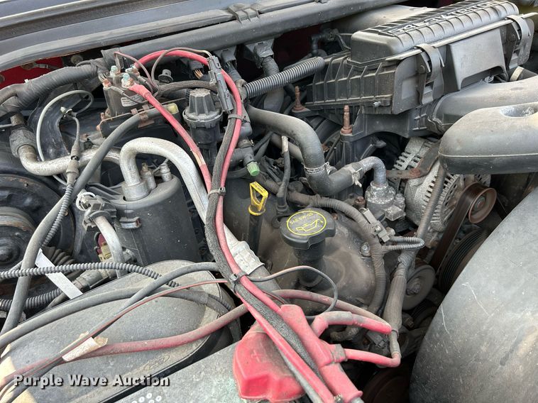 image for item DS8802 2006 Ford F350 Super Duty  flatbed pickup truck