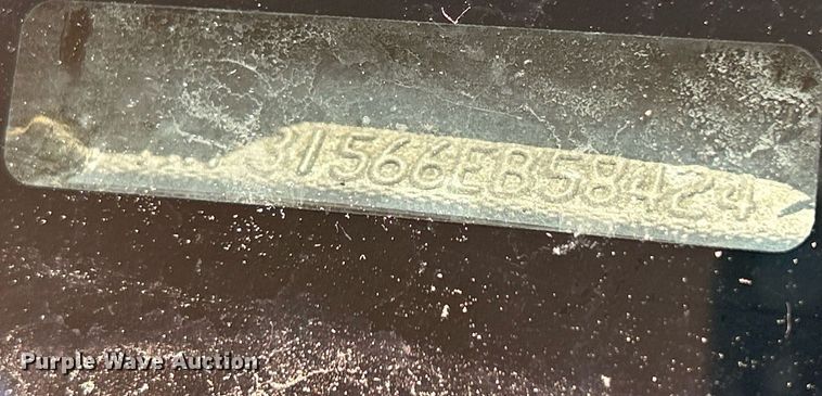 image for item DS8802 2006 Ford F350 Super Duty  flatbed pickup truck