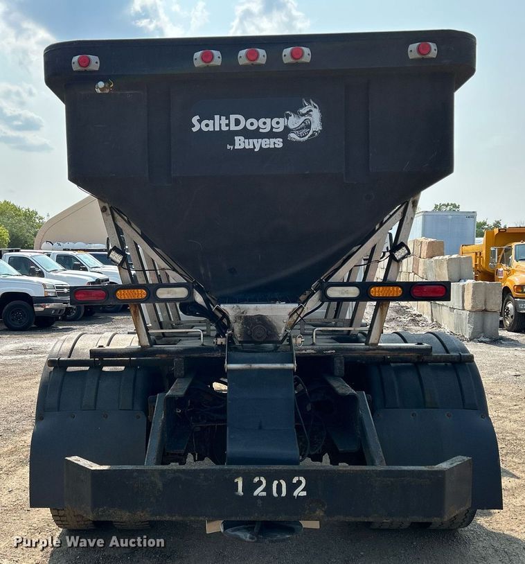 image for item DS8803 2012 International DuraStar 4300  spreader truck